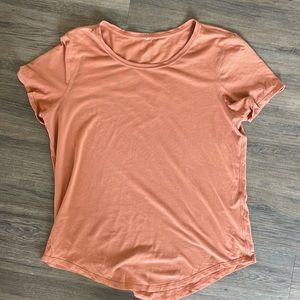 Lululemon Burnt Orange T Shirt Size Medium (M) Crew Neck